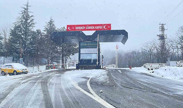 Kırklareli'nin yüksek kesimlerinde kar etkili oluyor