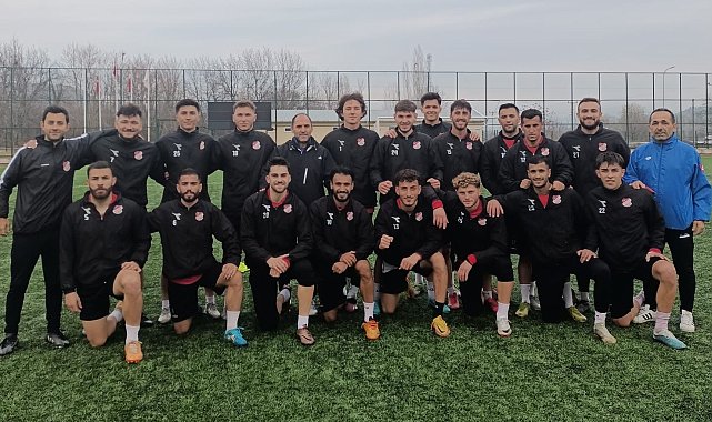 Kırmızı şimşeklerde moraller yerinde