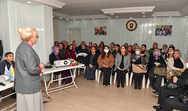 Kırsalda yaşayan kadınlara sağlık farkındalığı eğitimi