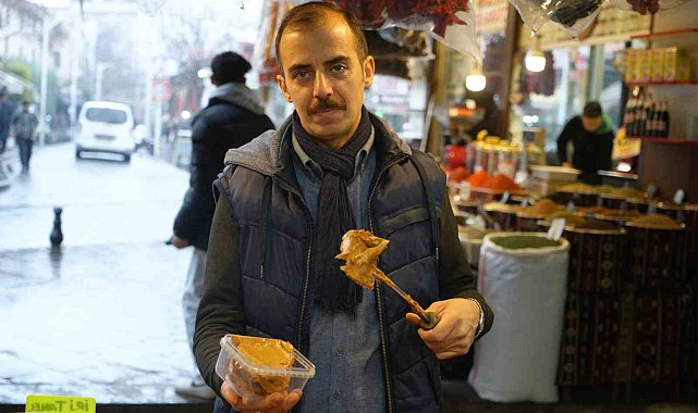Kış aylarının vazgeçilmezi katı üzüm pekmezine yoğun ilgi