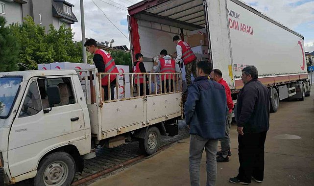 Kızılay soğuk kış günleri için Gazipaşa'ya yardım eli uzattı