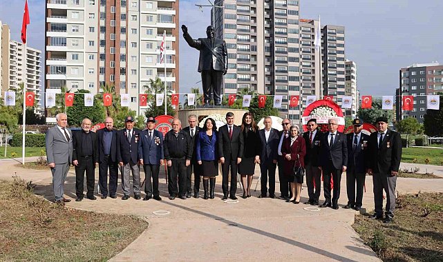 KKTC'nin kahramanları anıldı