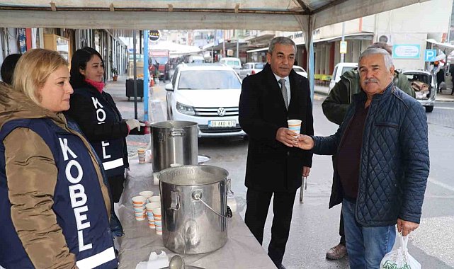 Koçarlı Belediyesi'nin çorba ikramı vatandaşları ısıttı