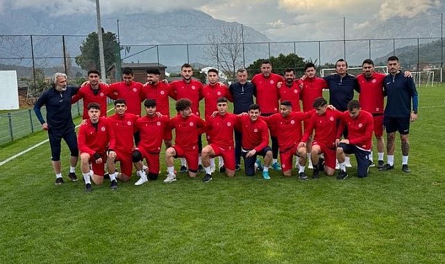 Kömürspor, Antalya'da çift idmanla çalışmalarını sürdürdü