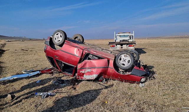Kontrolden çıkan otomobil takla attı: 3 yaralı