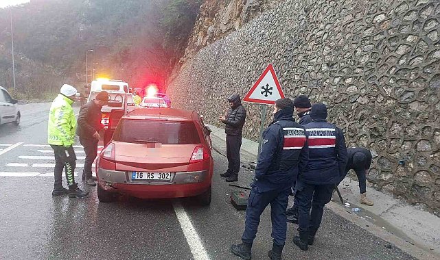 Kontrolden çıkan otomobil takla attı: 3 yaralı