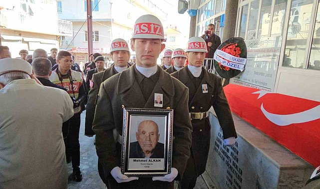 Kore Gazisi son yolculuğuna uğurlandı