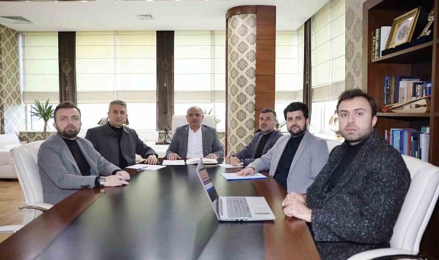 Körfez Belediyesi'nde zam sevinci: "Giydirilmiş en düşük maaş 37 bin TL oldu"