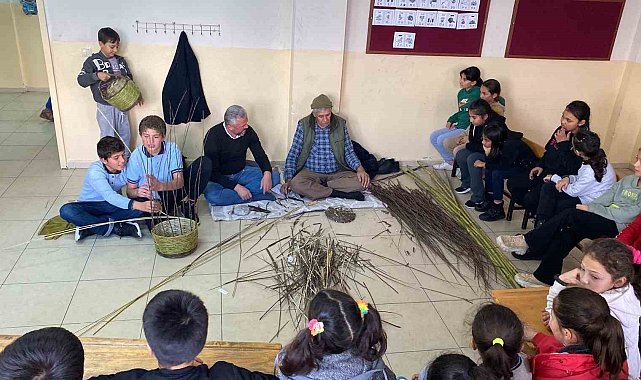 Köyceğiz Ortaokulu sepet örme sanatını öğrendi