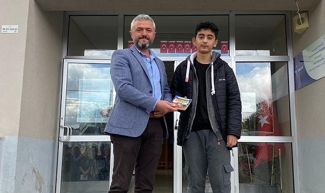 Köyceğiz'de 'En Güzel Cümle Yarışması'nın birincisi 'Bolat' oldu