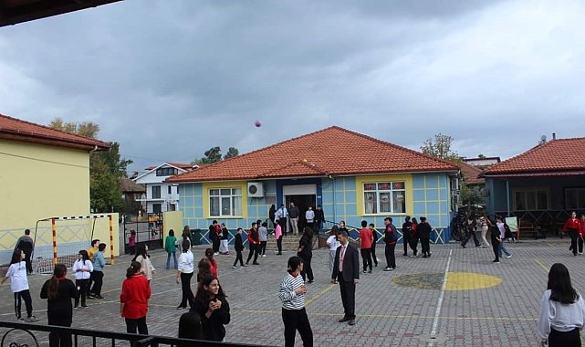 Köyceğiz'deki okullarda eğlenerek öğrenme haftası başlıyor