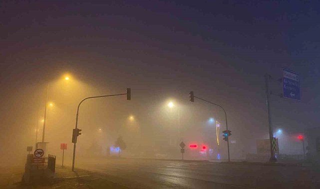 Kulu'da yoğun sis etkisini sürdürüyor