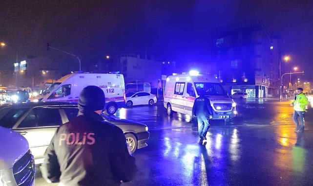 Kural ihlali kazayı da beraberinde getirdi: 3 yaralı