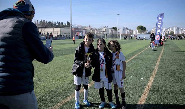 Kuşadası 4 bin 500 sporcuyu ağırladı