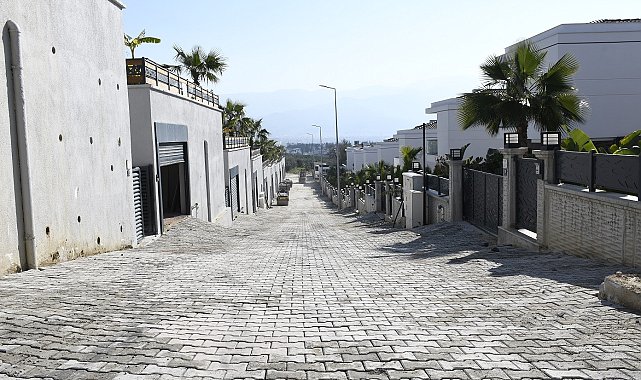 Kuşadası Soğucak Mahallesi yeni yollarına kavuşuyor