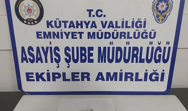 Kütahya'da 1 kişinin üzerinde uyuşturucu ele geçirildi