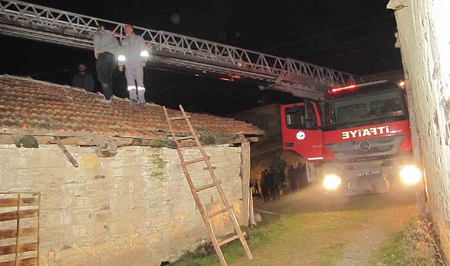 Kütahya'da ahşap ev yangını: 1 yaralı