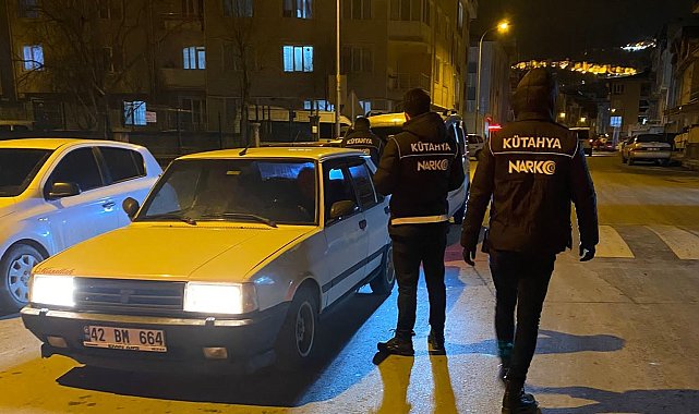 Kütahya'da polisin Narkoalan Uygulamasında uyuşturucu madde ele geçirildi