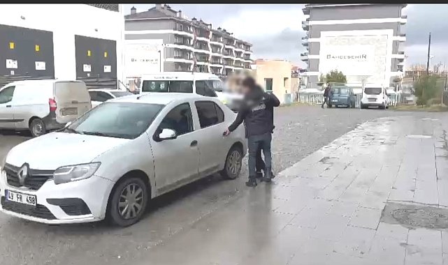 Kütahya'da uyuşturucu satıcısı tutuklandı