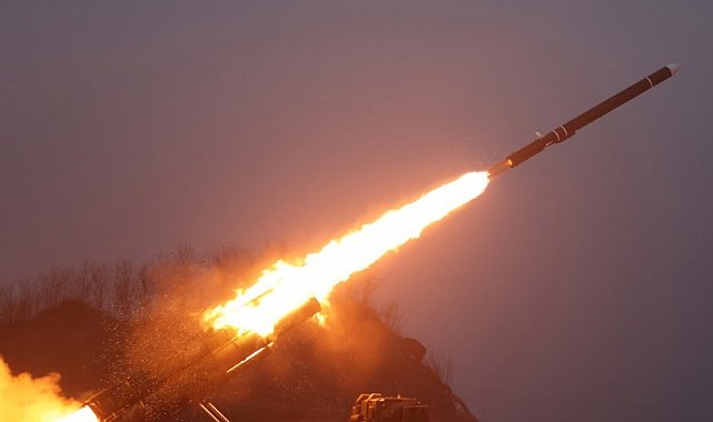 Kuzey Kore: "Stratejik seyir füzesi Hwasal-2 denendi"
