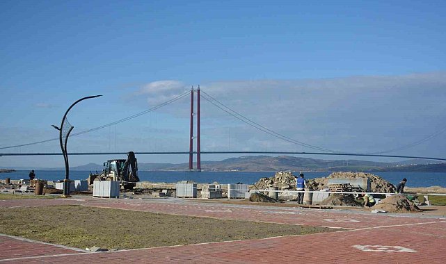 Lapseki'de alt ve üst yapı çalışmaları devam ediyor