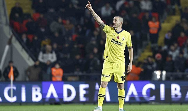 Leonardo Bonucci ilk kez forma giydi