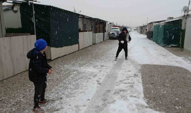 Malatya'da kar yağısı etkili oluyor