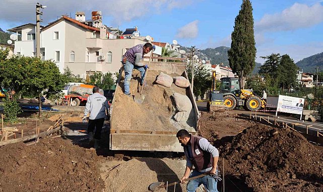 Marmaris Beldibi'ndeki parkta çalışmalar sürüyor