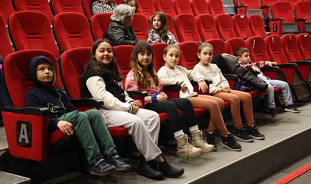 Marmaris'te çocuklar için animasyon film gösterileri başladı