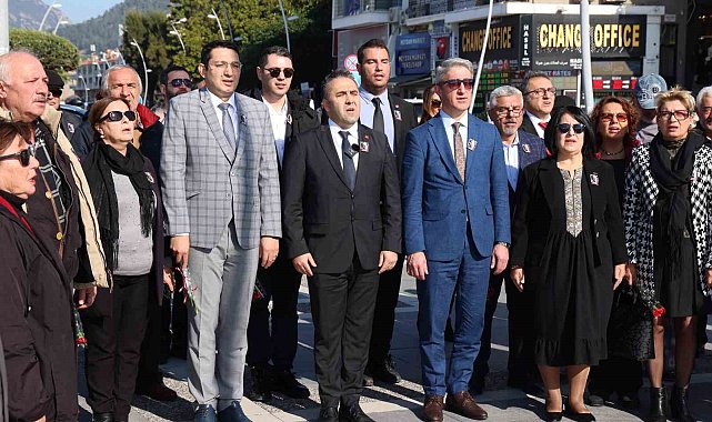Marmaris'te Uğur Mumcu törenle anıldı