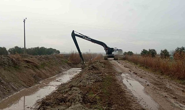 MASKİ'den Saruhan Mahallesinde 3.5 kilometrelik dere temizliği