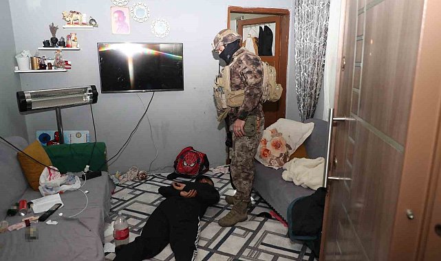 Mersin'deki 'torbacı' operasyonu: 21 gözaltı
