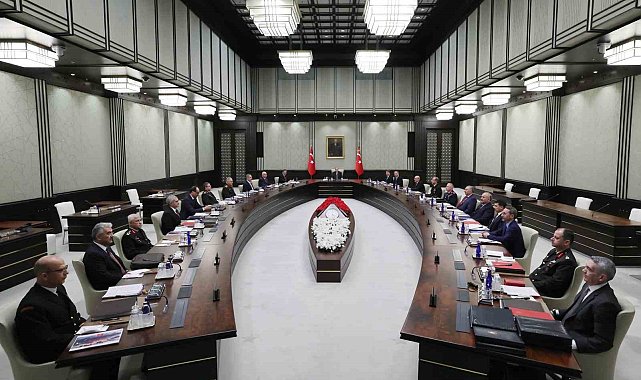 Milli Güvenlik Kurulu , Cumhurbaşkanı Recep Tayyip Erdoğan başkanlığında Beştepe'de toplandı.