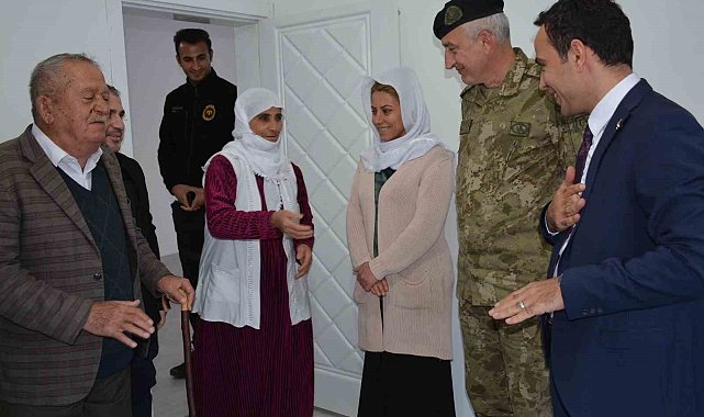 Milli Savunma Bakanlığı Şırnak'ta Kıbrıs gazisinin evini yeniledi