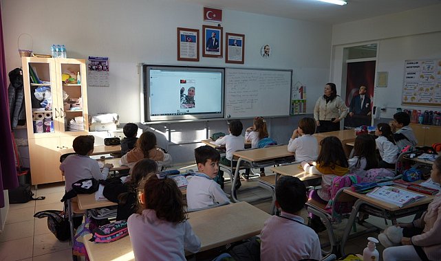 Miniklerin kocaman kalpleri Mehmetçikler için çarptı
