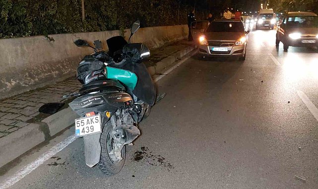 Motosiklet park halindeki otomobile çarptı: 1 yaralı