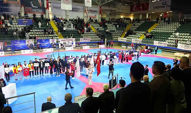 Muğla'da Büyükler Türkiye Taekwondo Şampiyonası başladı
