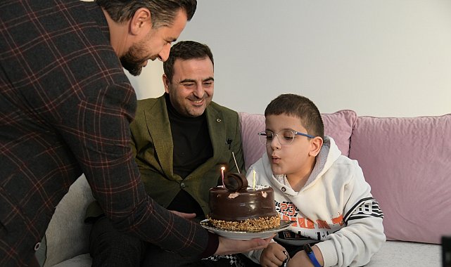 Muhammed'e doğum günü sürprizi