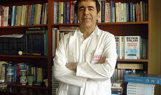 Nöroloji Uzmanı Doktor Mehmet Yavuz, yüz körlüğü hastalığını anlattı: "Bakıyorlar ama görmüyorlar"