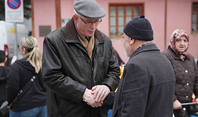 Odunpazarı Belediye Başkanı Kazım Kurt'tan Perşembe Pazarı'na ziyaret