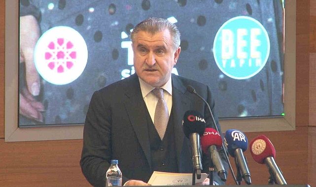 Öğretmen adayları "Aybüke: Öğretmen Oldum Ben" filmini seyretti