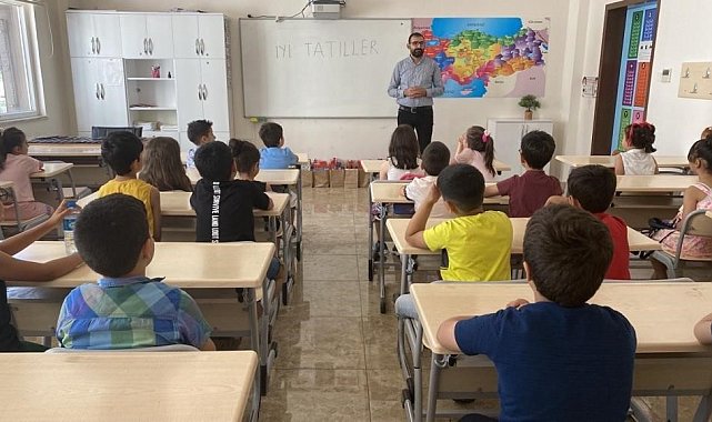 Okul karneleri: Bir pusula mı, yoksa yanıltıcı bir ölçü mü