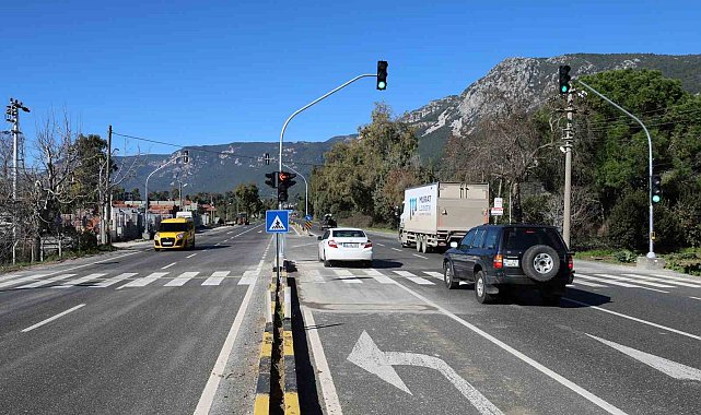 Ölüm kavşağı sinyalizasyona kavuştu