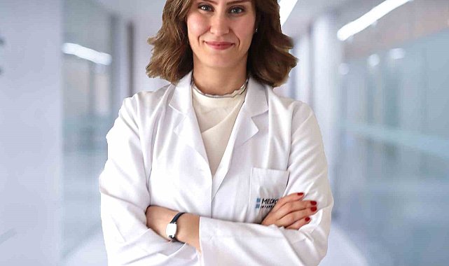 Op. Dr. Öztürk: "HPV aşısı, kişiyi HPV virüsünün neden olduğu genital siğillerden ve rahim ağzı kanserinden korur"