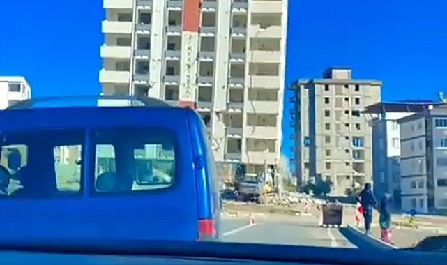 Operatör binanın altında böyle kaldı