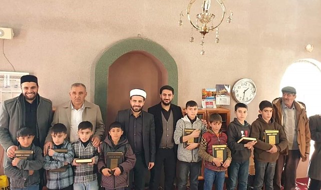 Özalp'ta yılın son günü cami-çocuk buluşması etkinliği