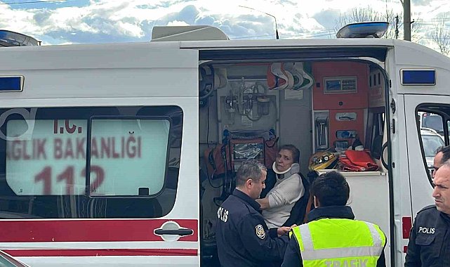 Özel halk otobüsü ile belediye otobüsü çarpıştı: 6 yaralı