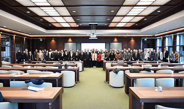 PAÜ personeline resmi yazışma eğiticiliği eğitimi verildi