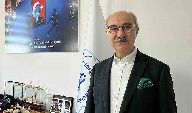 Prof. Dr. Mustafa Sarı; "Marmara Denizi'nde balon veya aslan balığı yok"