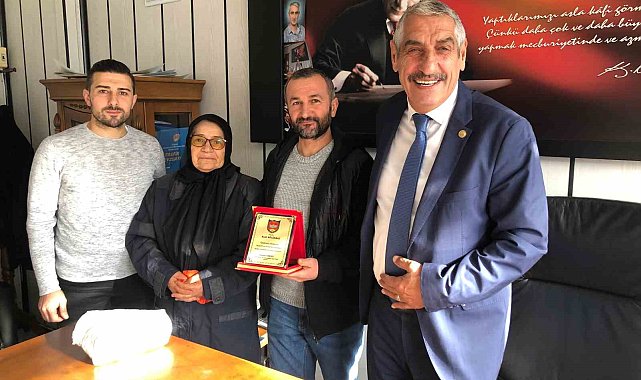 Rizeli minibüs şoförü "İnsanlık ölmemiş" dedirtti